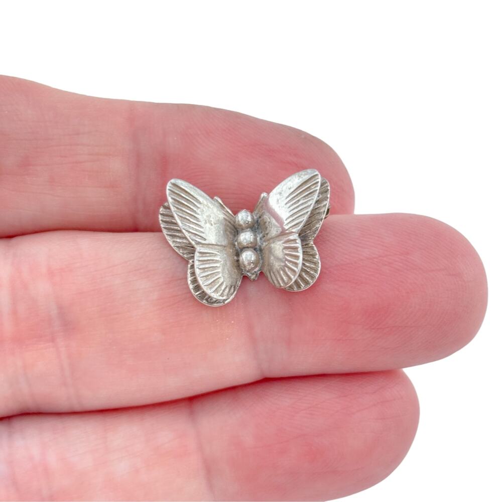 Vintage Sterling Silver 925 Butterfly Brooch Pin with Engraved Wings